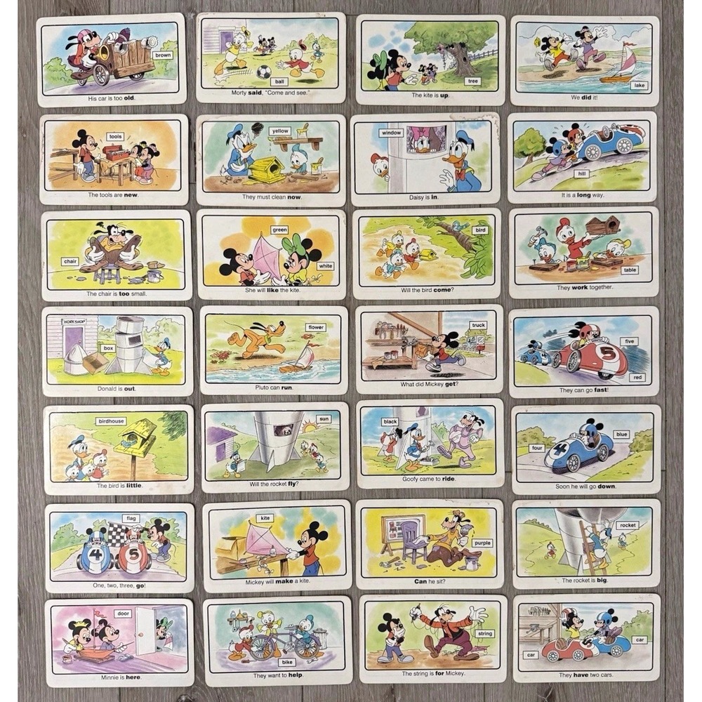 Vintage 1989 Disney Mickey Mouse Minnie Donald Goofy Pluto English Sight Words